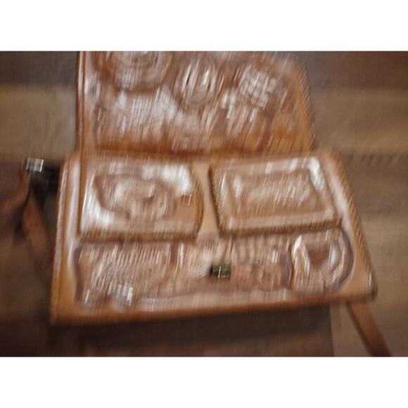 Vintage Large Leather Hand Tooled Brown Shoulder Bag Purse Tri fold Organizer - Picture 13 of 16